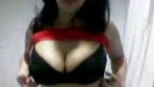 বাড়ীতে তৈরি, শ্যামাঙ্গিণী এইচডি সেক্স ভিডিও